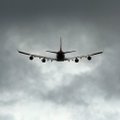 Из летящего над Лондоном самолета выпал труп