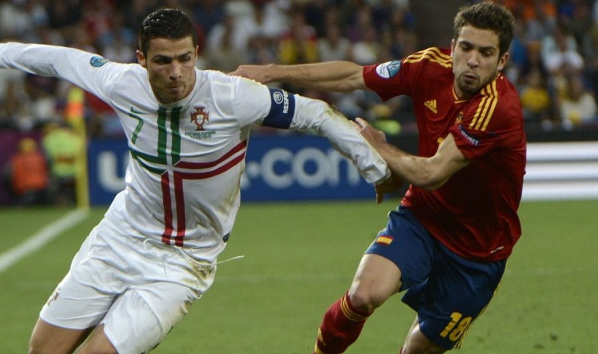 Jordi Alba ja Cristiano Ronaldo EMi poolfinaal