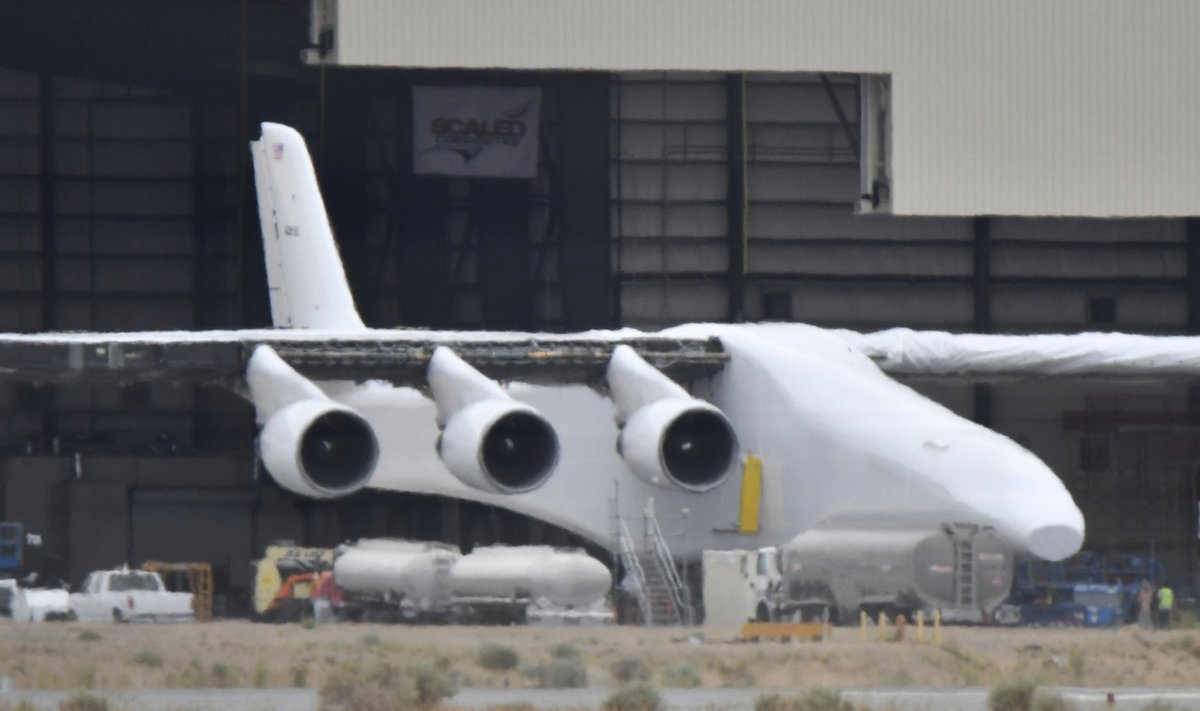 Paul Allen's Stratolaunch carrier makes it's first appearance out of it's hanger on Wednesday