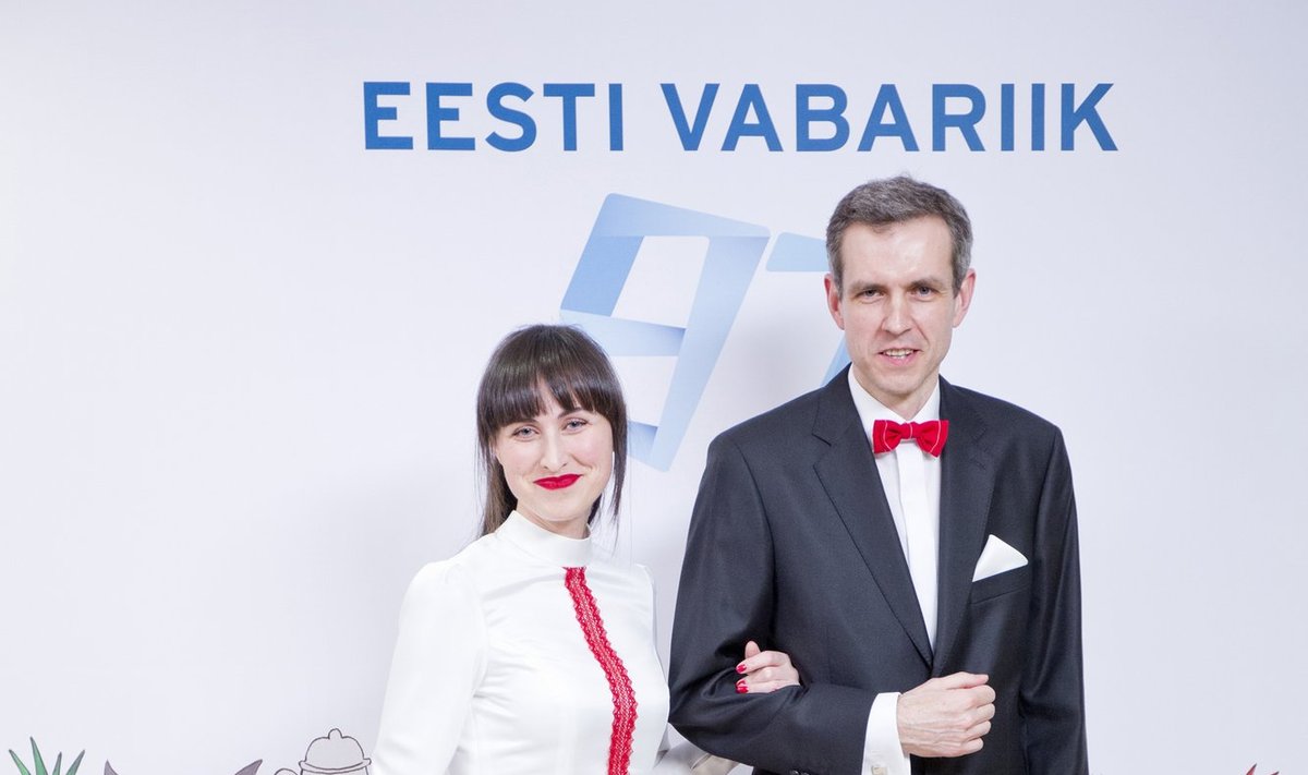 VEEL KOOS Natali ja Velvo Väli aastal 2015 koos presidendi vabariigi aastapäeva vastuvõtul.