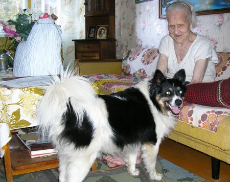 SUUR LOOMAARMASTAJA: Kuusalus 2006.aastal oma koeraga. Valentine armastas väga loomi, ta pidas neid surmani.
