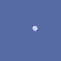 VIDEO | Jaapanlased on hämmingus: taevas lendas tundmatu valge objekt