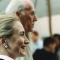 РЕТРО-ФОТО: В 1996 году Хиллари Клинтон посетила Эстонию, чтобы сходить в роддом, в библиотеку и потанцевать с Мадисом Юргеном