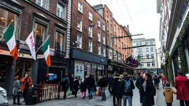 Rahauputuses suplev Iirimaa kaalub, kas panna raha aktsiaturgudele või maksta võlga tagasi
