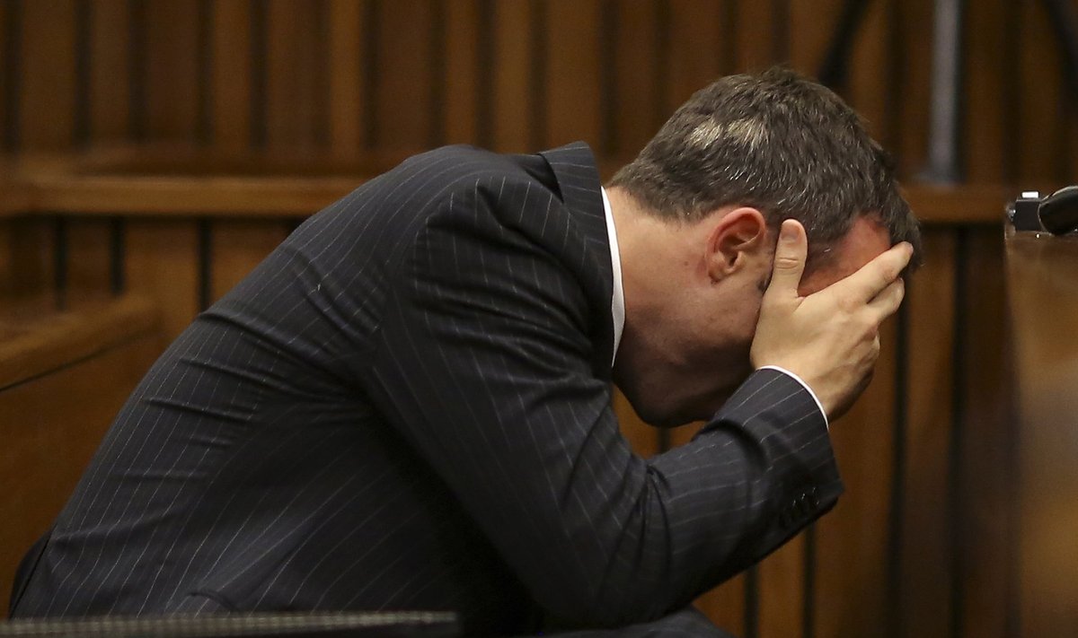 Oscar Pistorius oksendas kohtusaalis