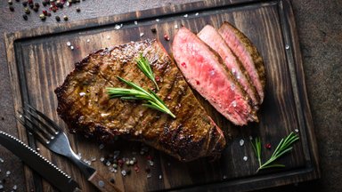 Правда ли, что мясо гниет в желудке: мнение гастроэнтеролога