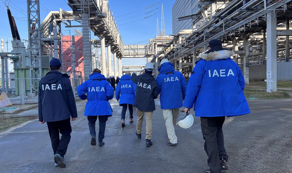 IAEA missiooni liikmed külastavad Venemaa kontrolli all olevat Zaporižžija tuumaelektrijaama.