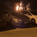 VIDEO | Turbas lahvatas auto leekidesse. Sõiduk hävines täielikult