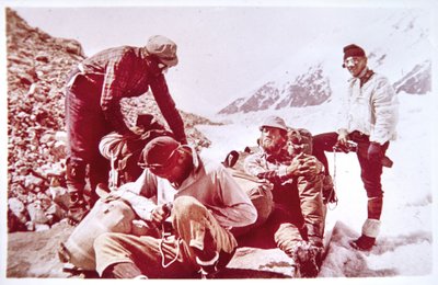 VIIMANE PILT: 20. juulil 1974 enne mäkketõusu. Vasakult Jaak Sumeri, Eerik Reino, Tõnu Tennison ja Enn Saar. Pildistas Priit Vürst.
