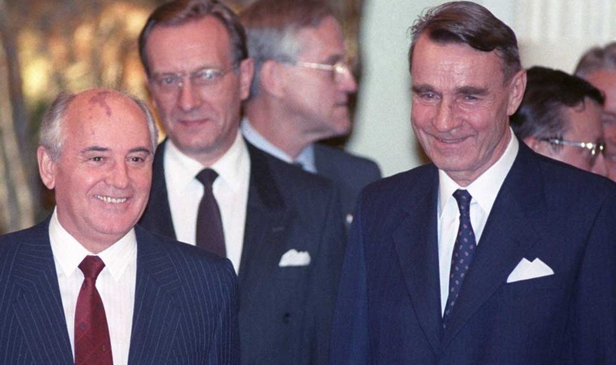 Riigivisiit Soome: Mihhail Gorbatšov (vasakul) ja Mauno Koivisto. 1989.