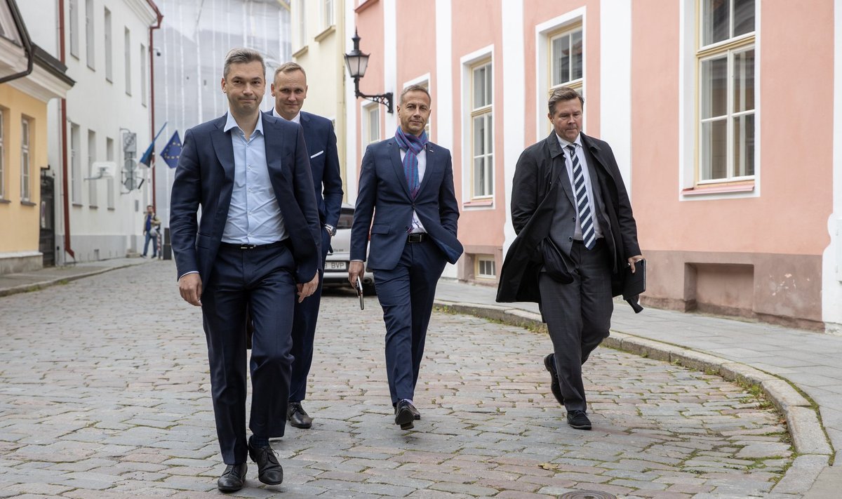 Eesti pankade juhid käisid eile Kaja Kallase juures, et arutada pangamaksu.