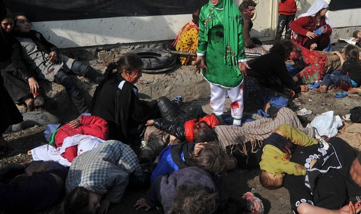 Tänavuse Pulitzeri preemia "Breaking News Photography " kategoorias võitis AFP fotograaf Massoud Hossaini.Pildil olev 12aastane šiidi tüdruk Tarana Akbari on sattunud Kabuli kesklinnas usupüha tseremoonial pommirünnaku keskele.