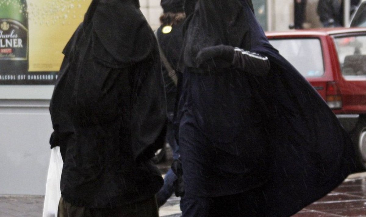 Burkakandjad Prantsusmaal Marseille' linnas.