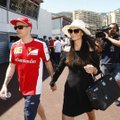 FOTO: Pulmaootuses vormeliässa Kimi Räikköneni väljavalitu proovis pruutkleiti