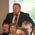 Подозреваемый в коррупции бывший вице-мэр Тарту пока не примет знак отличия