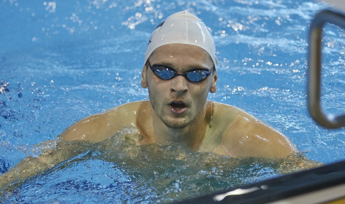 24-aastane Zirk stardib Dohas oma põhialadel 200m liblikadistantsil ja 400m vabaujumises.