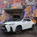 Lexus UX-iga Berliini peidetud aardeid avastamas