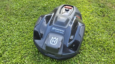 Husqvarna Automower 410XE Nera