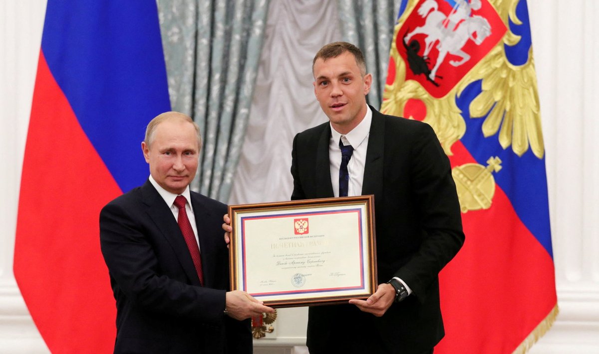Vladimir Putin ja Venemaa koondislane Artjom Džjuba