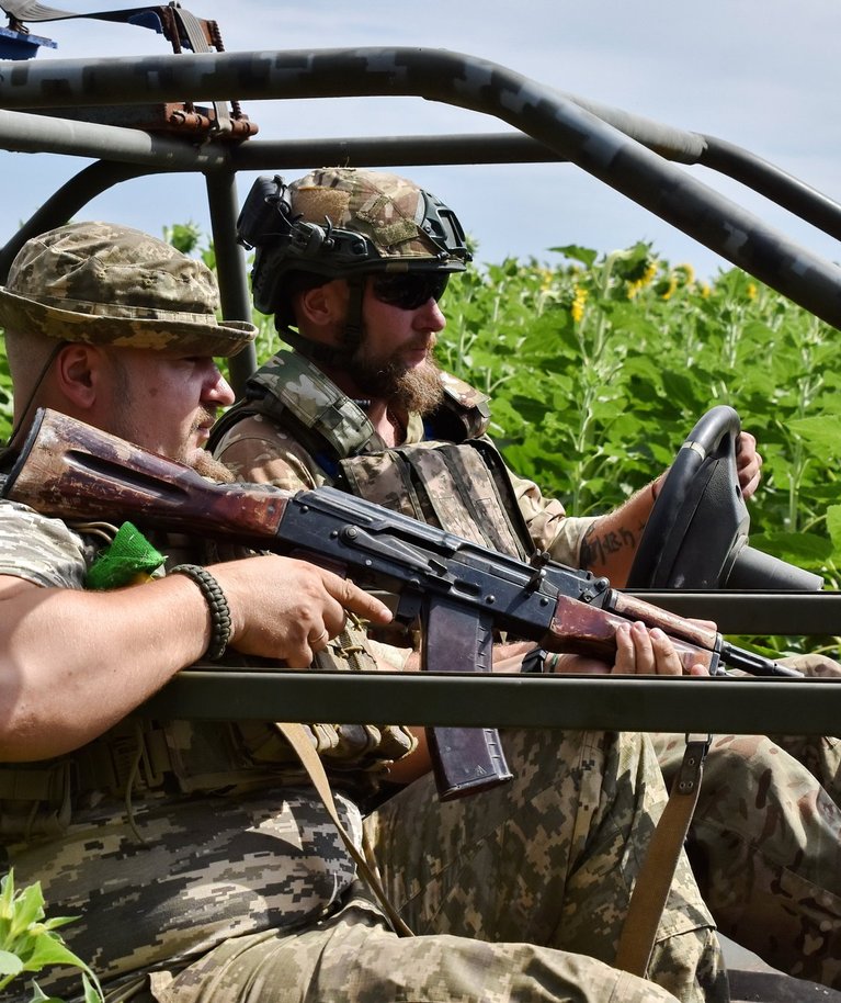 „Ukraina luureteenistuste andmetel pidavat Venemaa koondama Harkivi suunda täiendavaid jõude ning nad võivad minna veelkord suuremale paletungi üritusele.“