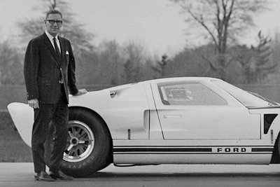 Roy Lunn ja Ford GT
