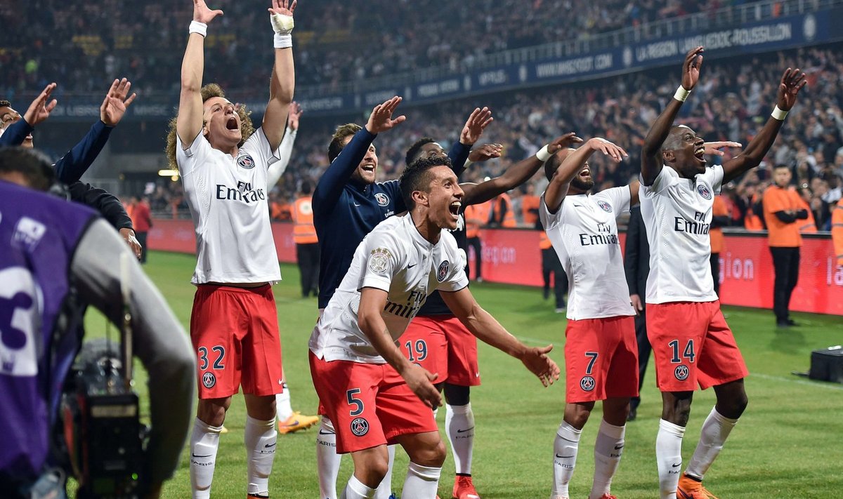 PSG mängijad tähistavad Prantsuse meistritiitli võitu