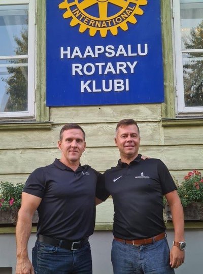 Spordinädala raames võõrustas Peeter Lusmägi Spordinädala patrooni Ott Kiivikast Haapsalus