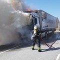 VIDEO | Tallinn-Tartu maanteel lahvatas põlema veoauto