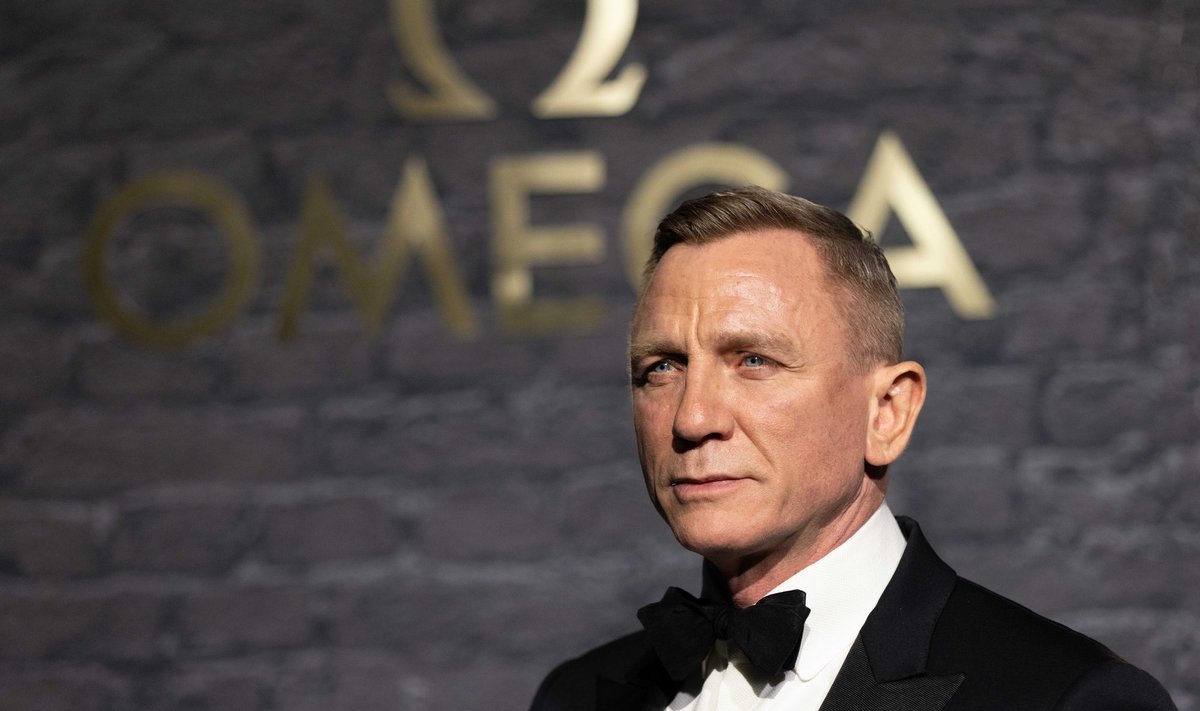 Daniel Craig