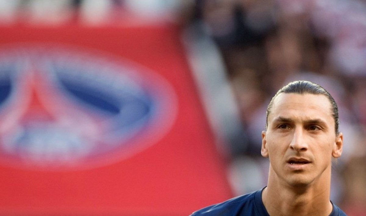 Zlatan Ibrahimovic on uus koduklubis õnnelik.