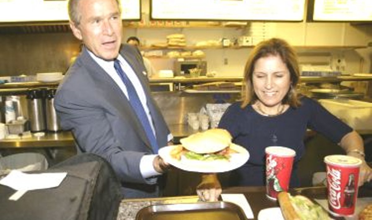 Bush serveerib hamburgerit