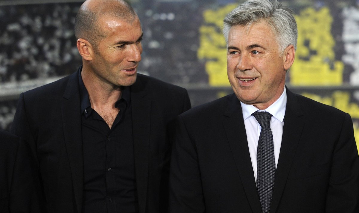 Zinedine Zidane ja Carlo Ancelotti eilsel Reali pressikonverentsil.