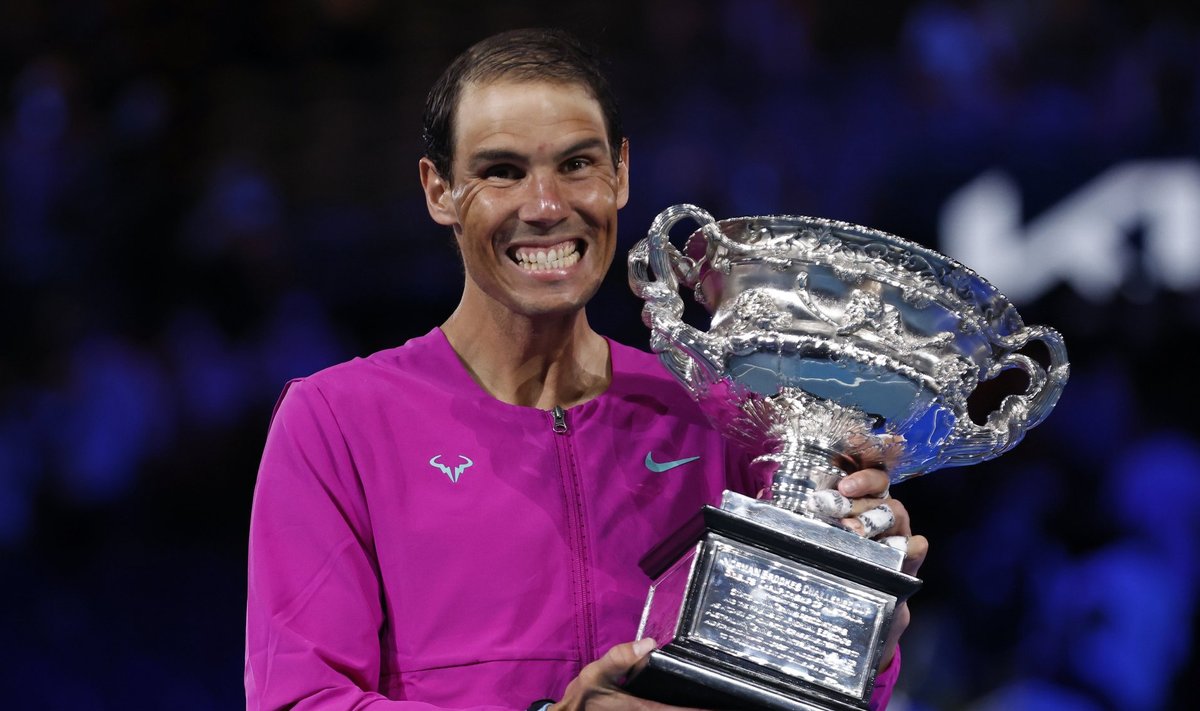Australian Openi trofee on pärast 13-aastast vaheaega teist korda Rafael Nadali valduses.