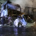 FOTOD | Tallinna–Pärnu maanteel süttisid veo- ja sõiduauto kokkupõrke tagajärjel põlema, sõiduauto juht hukkus