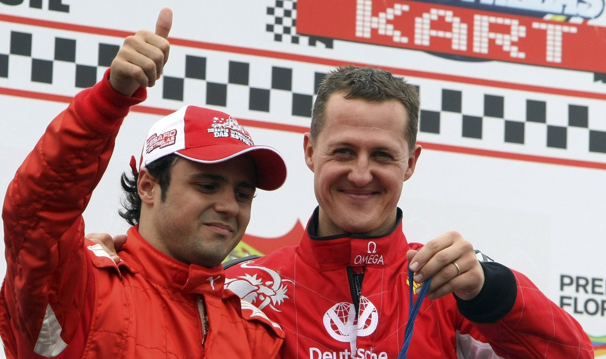 Felipe Massa ja Michael Schumacher 2009. aastal Brasiilias kardivõistlusel.