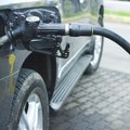 KÜSITLUS: Kas tõusnud kütusehind annab kuidagi ka elukorralduses tunda?