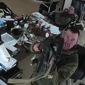 "65 лет человеку. За что?" Камеры наблюдения запечатлели, как российские военные убивали мирных граждан под Киевом