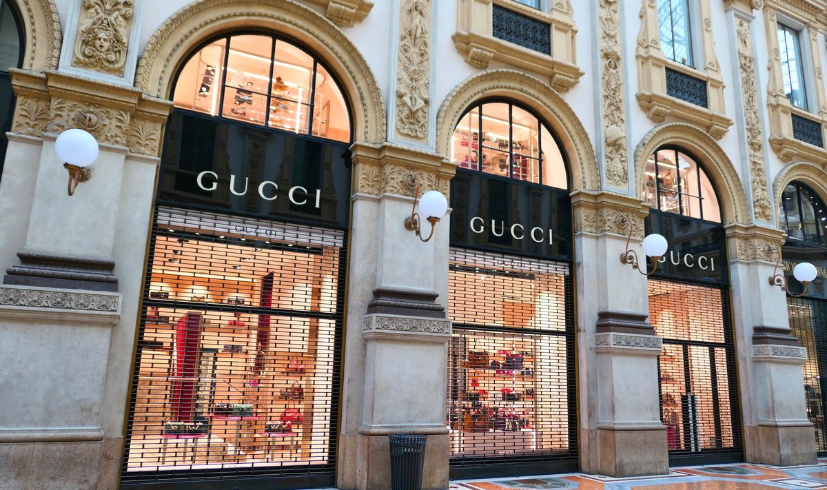 Gucci магазин в Милане