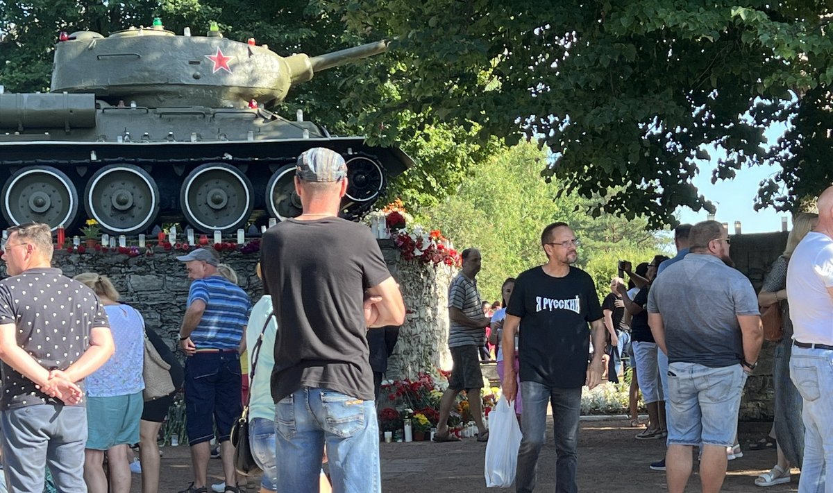Avalikes debattides on levinud väide, justkui oleks kolmandate riikide kodakondsusega valijate kaal väike, ent mitmetes omavalitsustes on Vene kodanike tahtel määrav tähtsus
