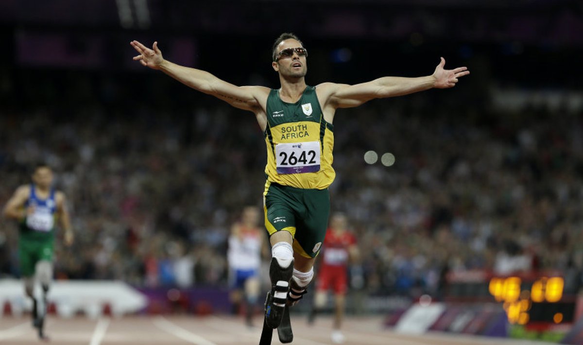 Oscar Pistorius võidab kuldmedali Londoni paraolümpia 400 meetri jooksus