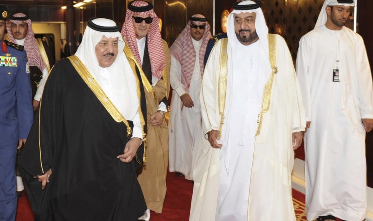 Saudi Araabia kroonprints Nayef bin Abdul Aziz (vasakul).