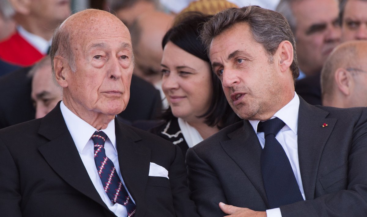 Жискар д'Эстен (слева) с другим экс-президентом Франции Николя Саркози