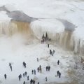 VIDEO ja FOTOD | Huvilised riskivad sulava Jägala joa alla ronides eluga. „Suurem osa inimestest vilistab hoiatuse peale!“