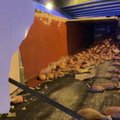 VIDEO | Hispaania tunnelis lendas laiali 30 tonni sinki