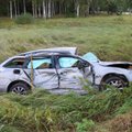 ФОТО | В столкновении грузовика и легковушки тяжело пострадал водитель