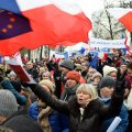 Euroopa Komisjon andis Poolale õigusriigi taastamiseks veel kaks kuud aega