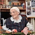 Vanim eestlane on kauaaegne õpetaja, 106-aastane Marta Kivi