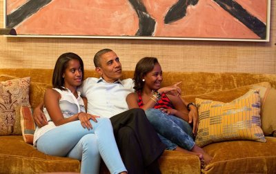 Barack Obama ühes tütardega