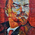 VIDEO: Harkivis võeti maha kaks Lenini ausammast