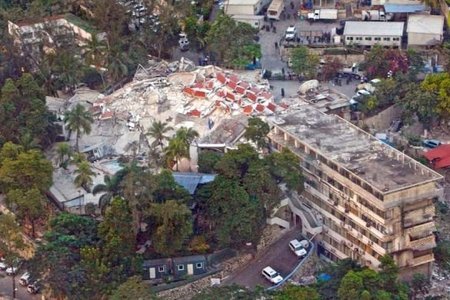 TARMO JÕEVEERI TÖÖKOHT: ÜRO peakorter Haiti pealinnas varises maavärinas kokku nagu kaardimaja.